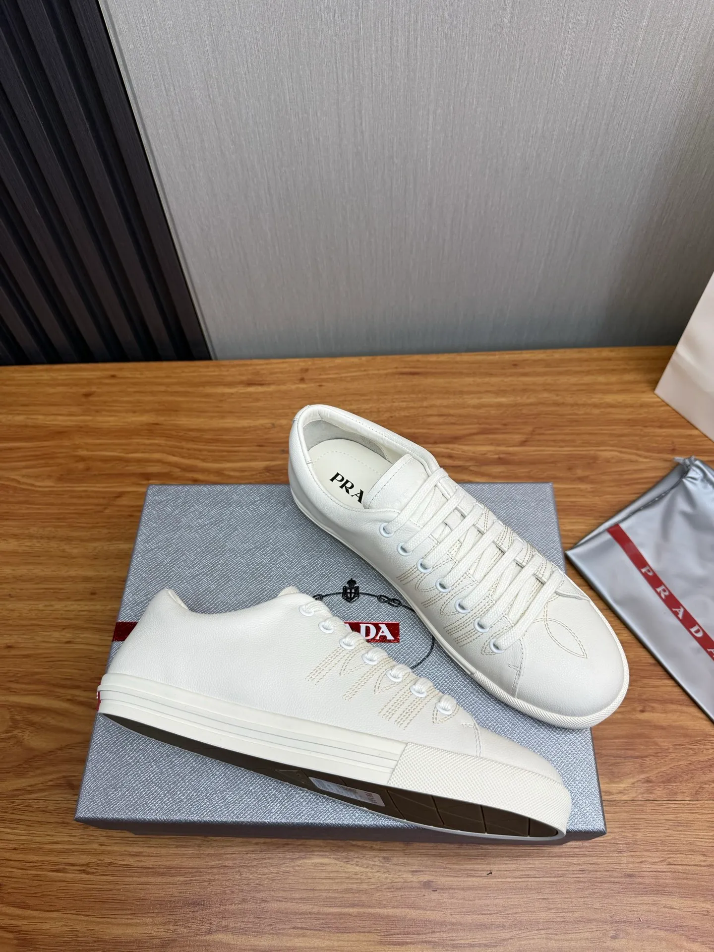 Men's shoes 560💰 [PRADA] Popular items in men's shoe counters, synchronized with the official website, 1 high-quality shipment ✔️Original cowhide + cowhide lining, 1🆚1 replica, original sole, 38-45 (45 customized, non-refundable)